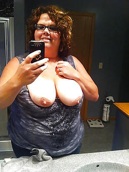 hot full-grown selfie free nude pics