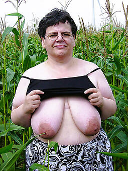 uncovered lady open-air marauding