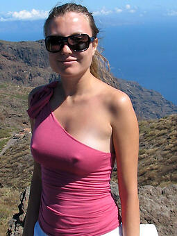 moms big nipples does nude shoots